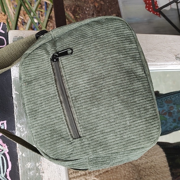 NWT Stylish Deep Green Corduroy Women's Bags - Picture 5 of 7